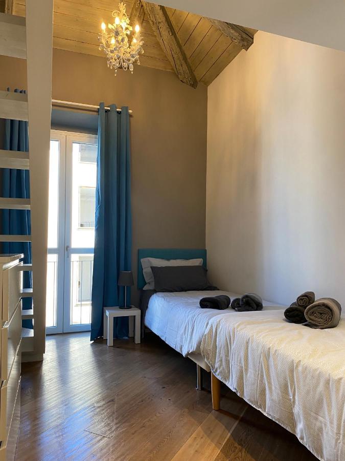 Tourinturin Appartamento In Torino Centro Екстер'єр фото
